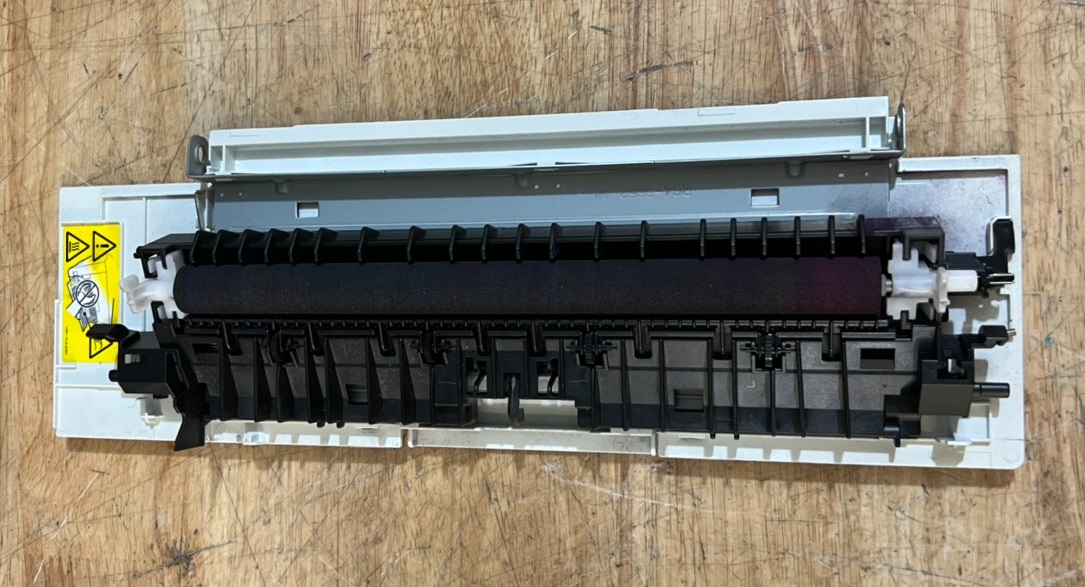 Bệ bảo trì HP Color LaserJet Pro M154a